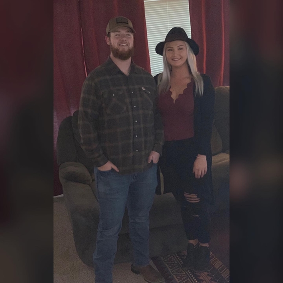 Meet your Posher, Kacy - Picture 1 of 1